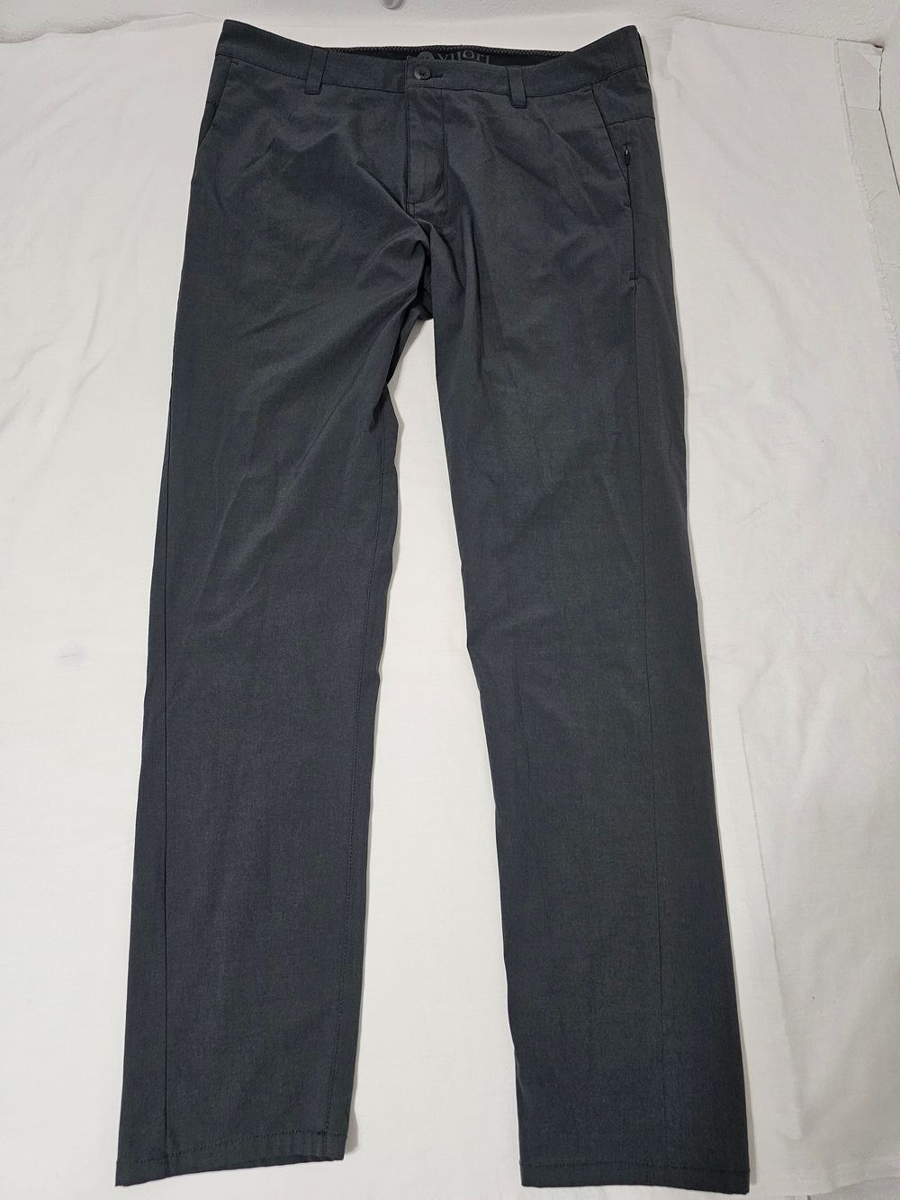 Vuori V431 Meta Pants Men's 34x31 Gray Performance Stretch Chino Travel Golf
